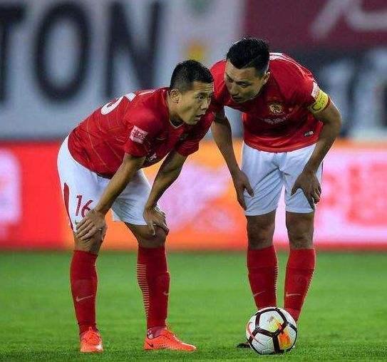 风云突变广州队集结日豪取连胜，欧联版图或变，气氛紧张，年轻球员得到机会的简单介绍